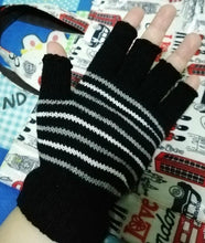 Load image into Gallery viewer, USB Heated Gloves