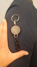 Load image into Gallery viewer, Retractable Badge Reel